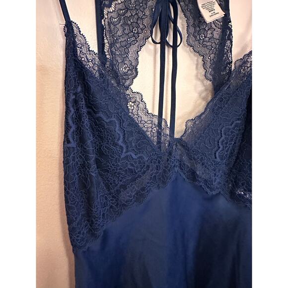 Victoria's Secret Navy Blue Satin Lace Slip Nightie Lingerie Nightgown Large - Picture 4 of 12